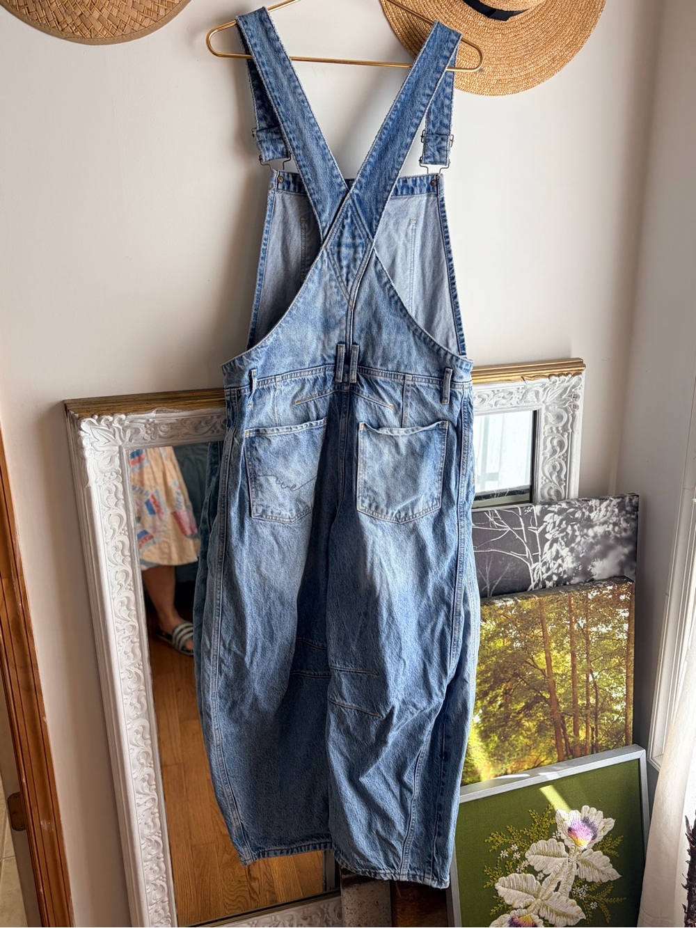 Free People We The Free Good Luck Barrel Overalls size medium - Picture 3 of 6
